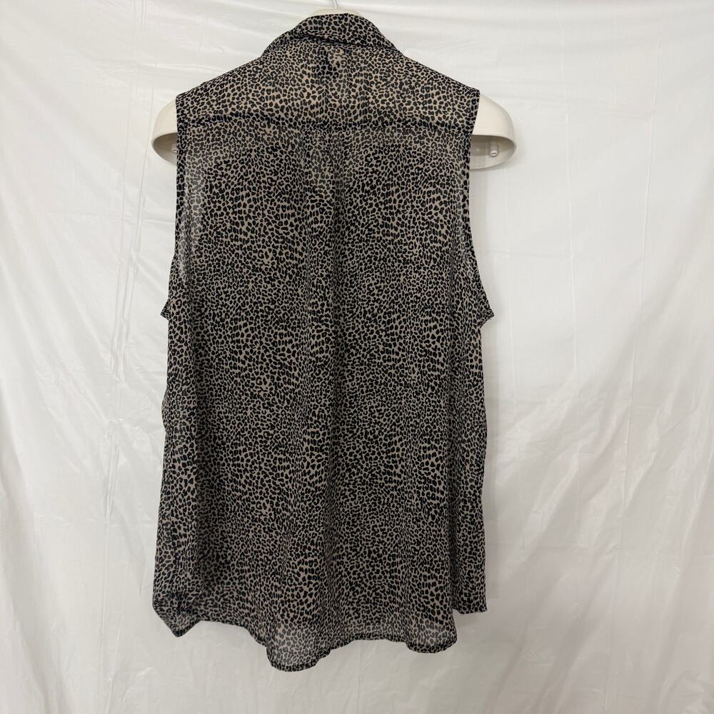 Torrid semi sheer leopard print blouse tank - Picture 3 of 5